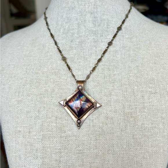 Spectrolite Mixed Metal Pendant - Picture 4 of 6